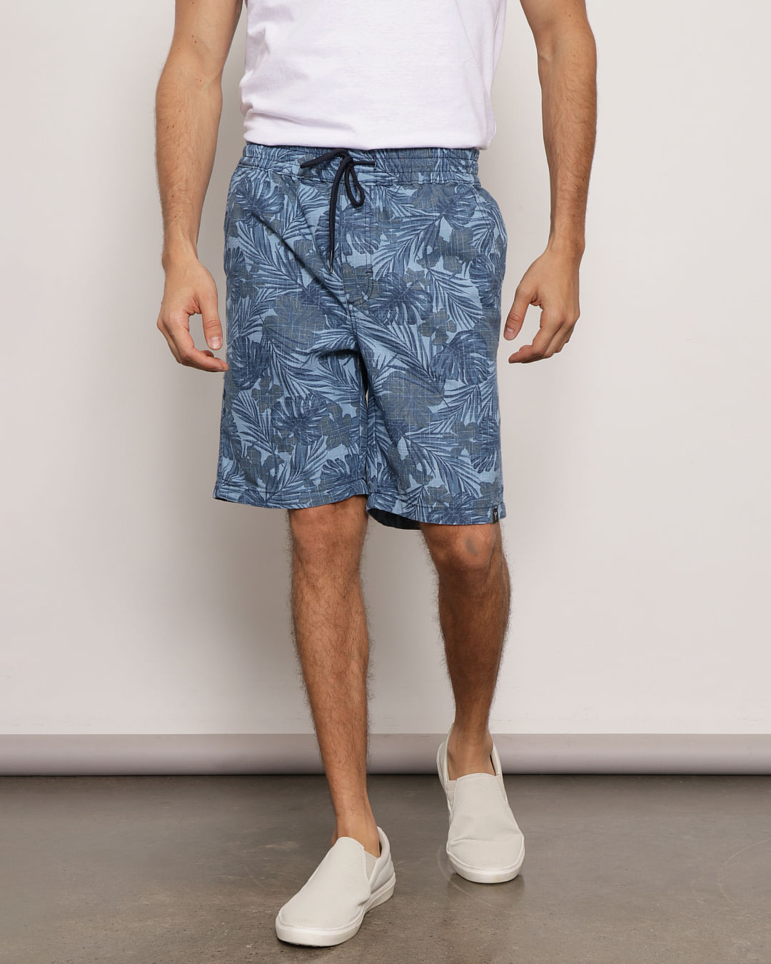 Brmda-Sja-Ctp-Jgg-Stp-Folhas---4740d---Azul-Floral