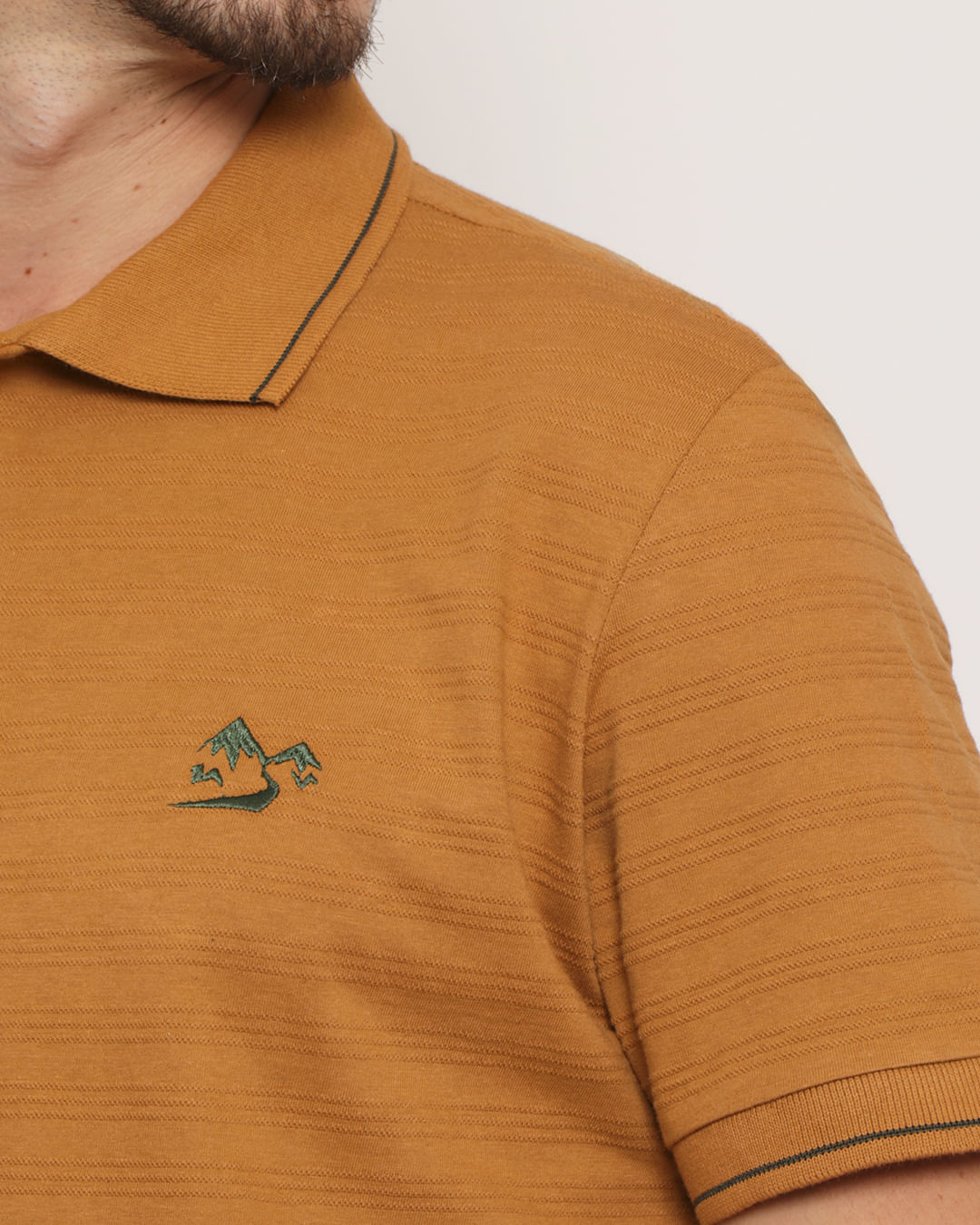 Polo-Textura-Ocre-Pgg---Marrom-Medio