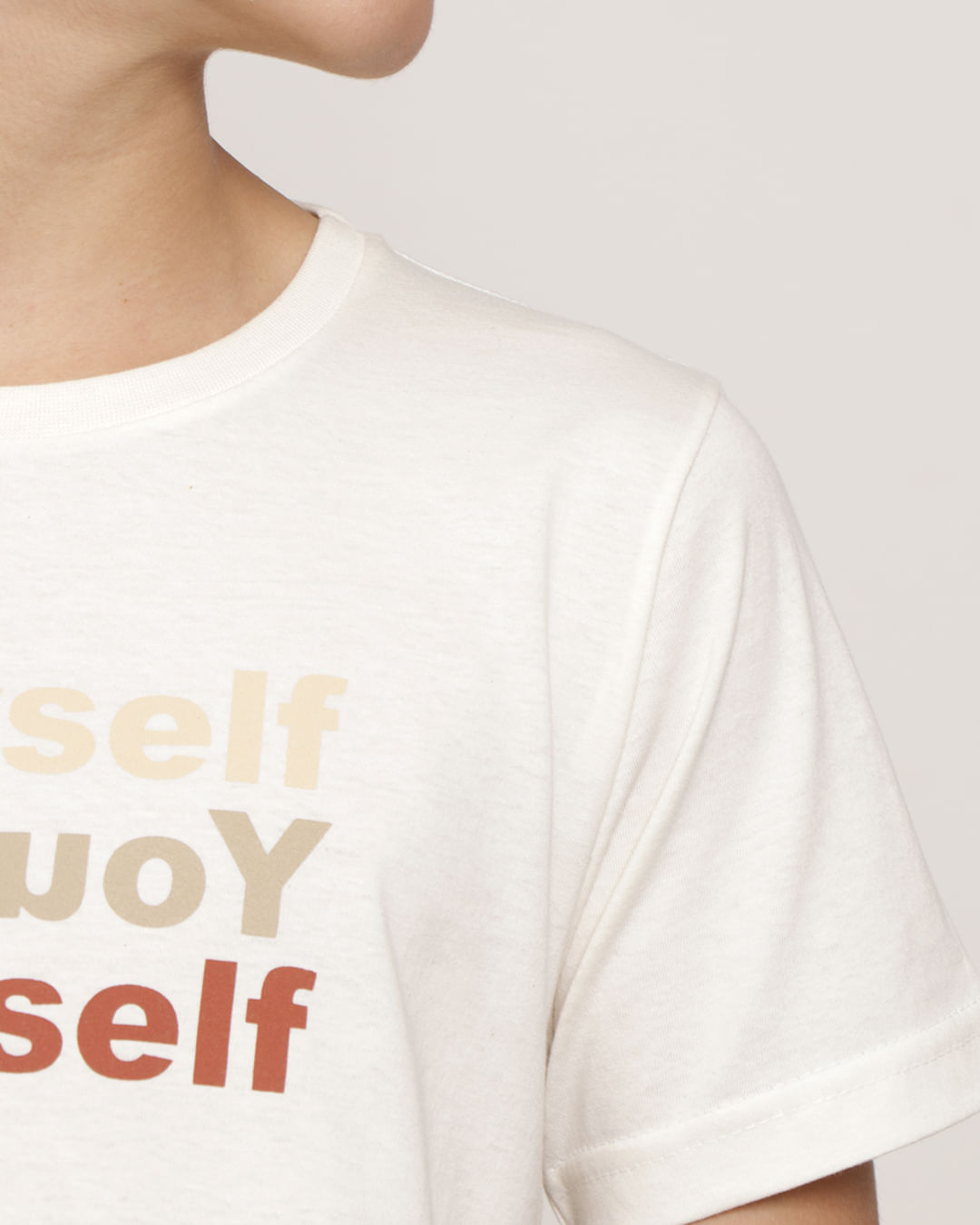 Camiseta-T243037-Mc-M-1016-Retro---Off-White