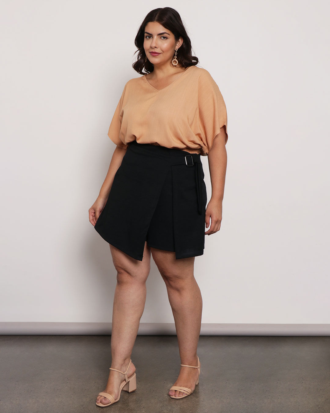 Blusa-Mc-214267-Bot-Elast-Barra---Bege-Medio