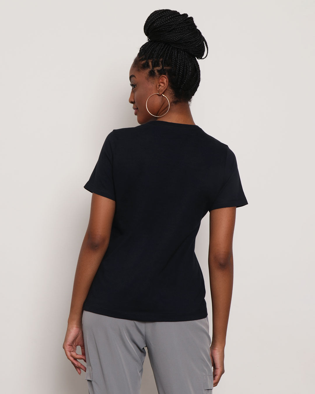 Camiseta-F2242-Pgg-Pto-Pernalonga-P08---Preto