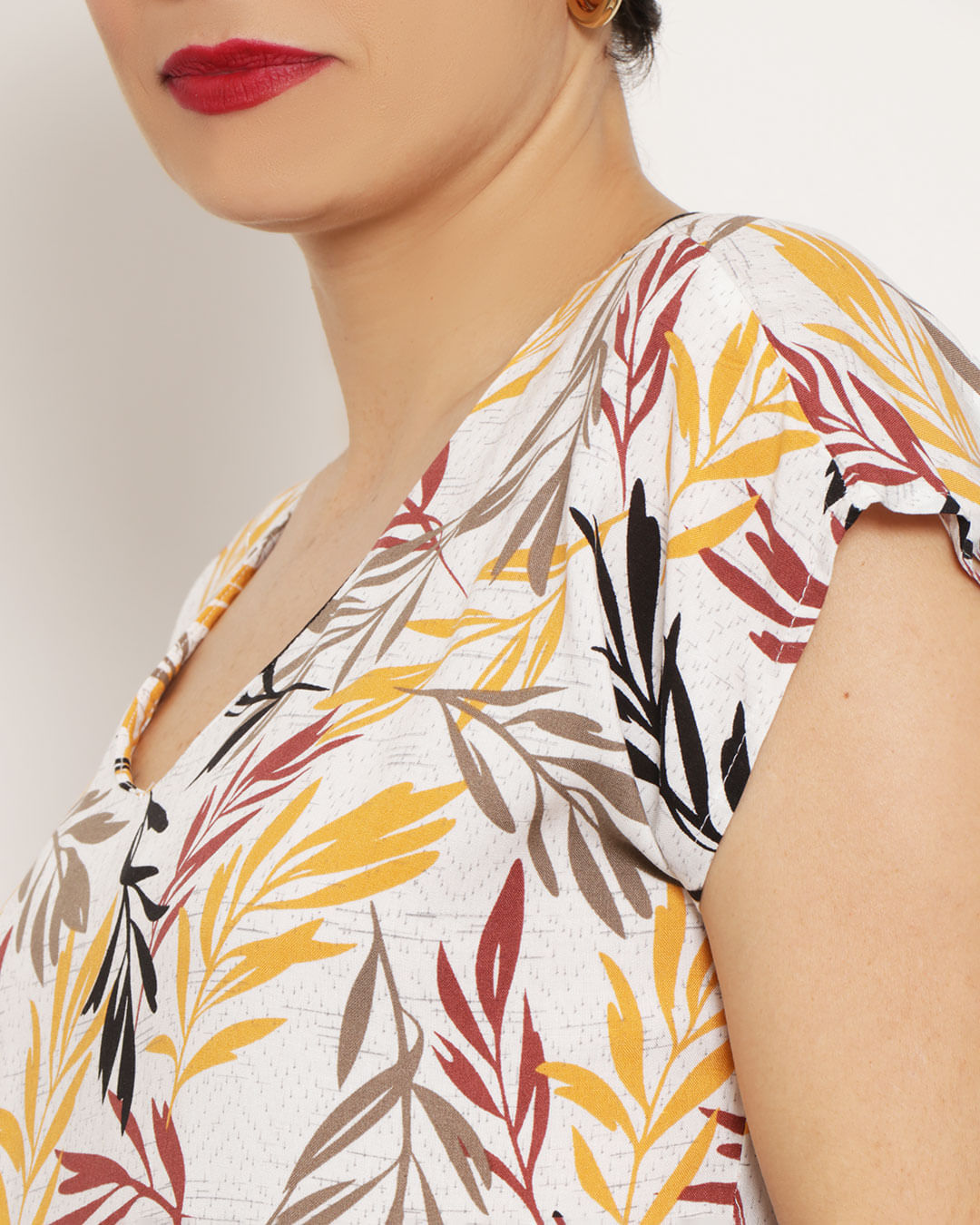 Blusa-214234-1-Mga-Morcego-Estampada---Branco-Floral