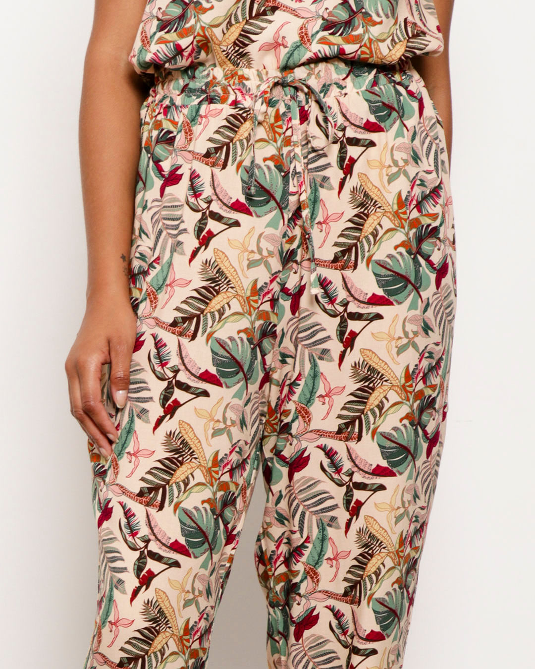 Calca-430192-Tec-Plano-Estamplisa---Bege-Floral