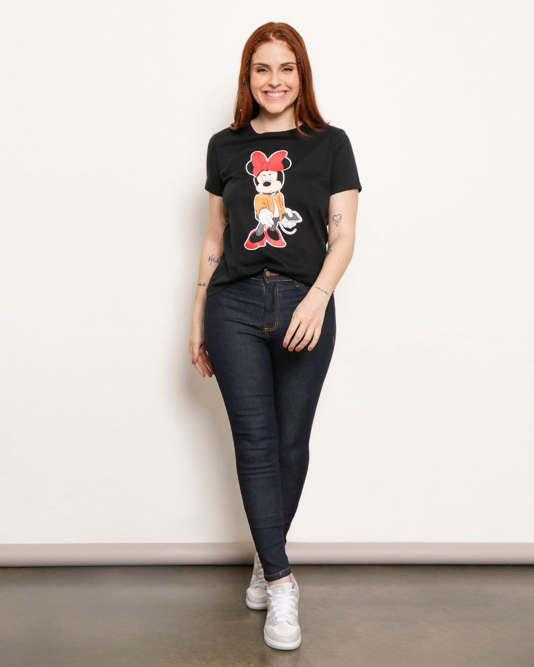 Camiseta-23077-Pto-Pgg-Minnie-P08---Preto