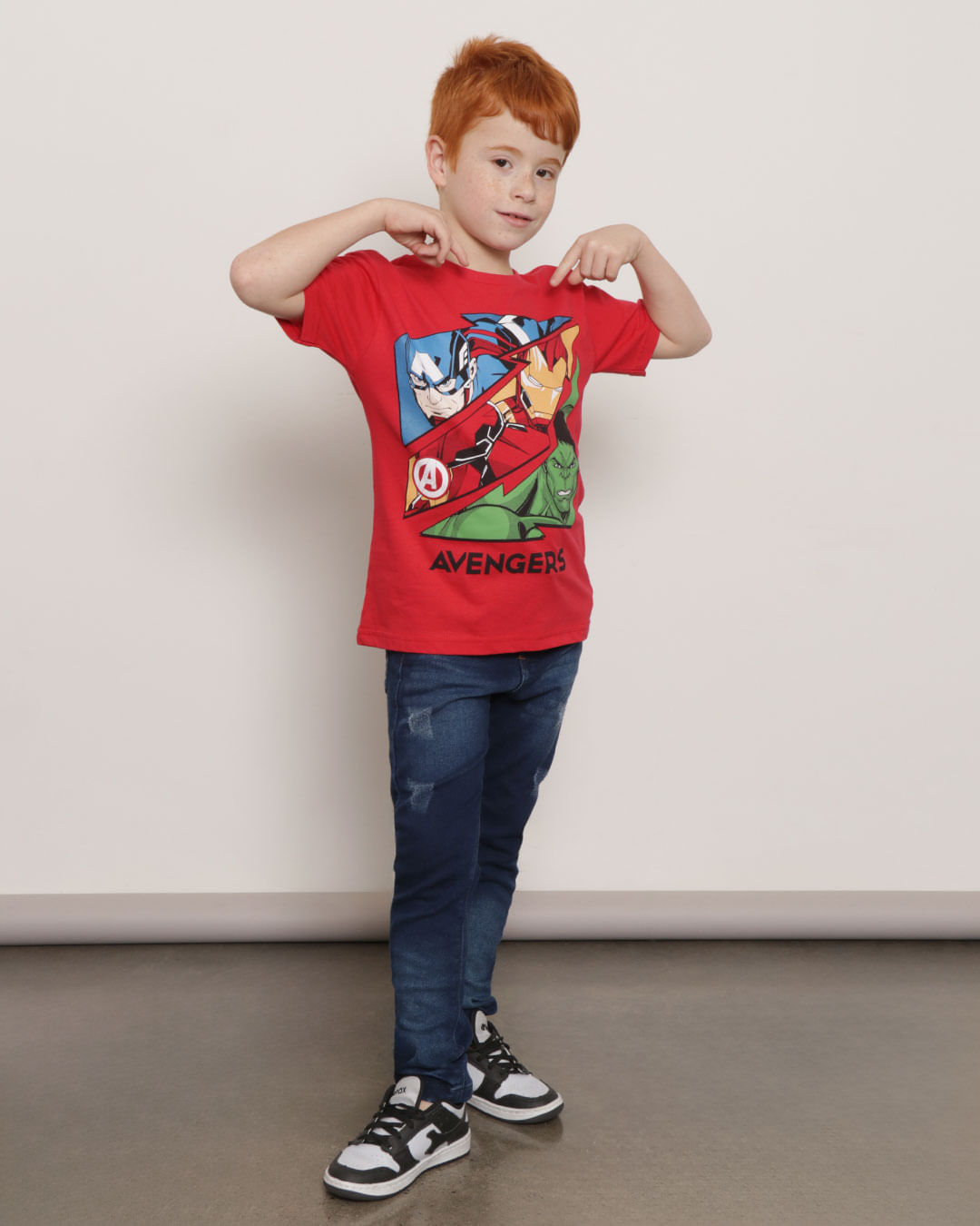 Camiseta-Ch33070-Mc-M-410-Avengers---Vermelho-Medio