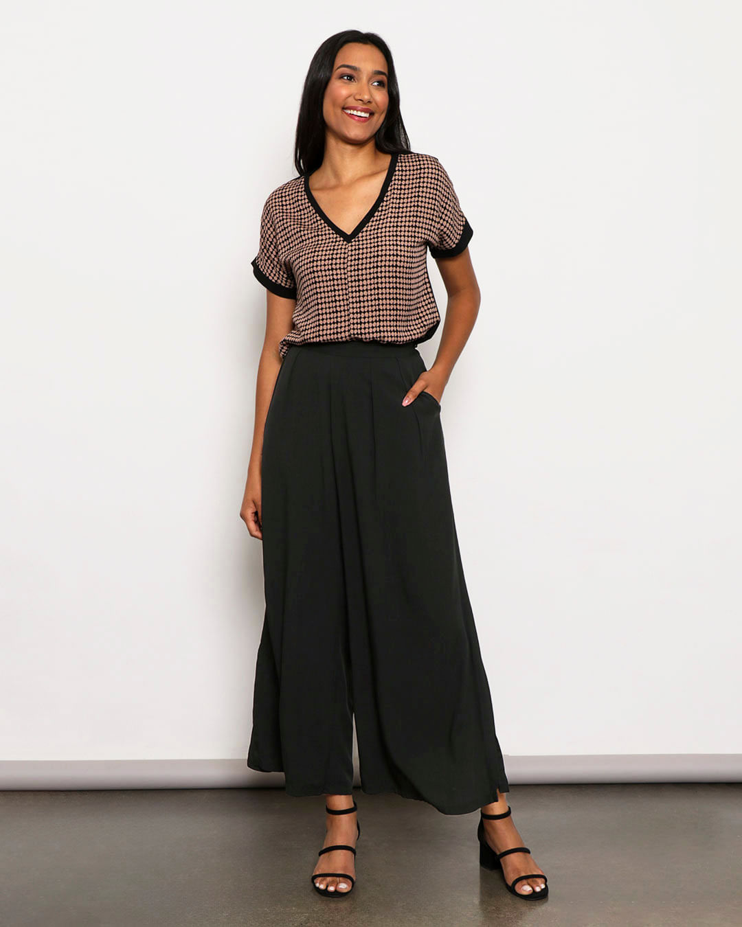 Blusa-410494-Bicolor-Mc---Marrom-Geometrico