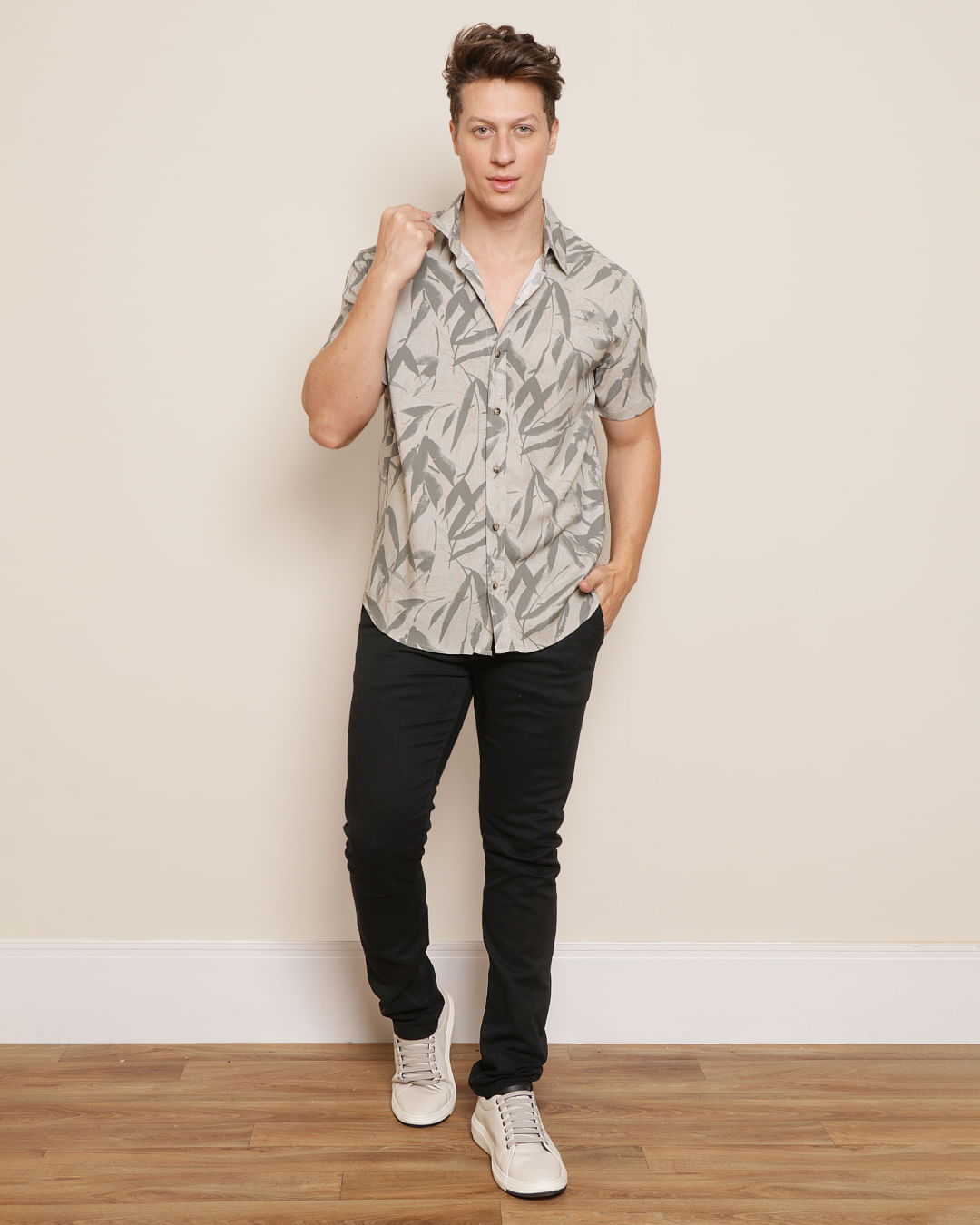 Camisa-Mc-Visc-T13-4-Cinza-Folha-Pgg---Cinza-Claro