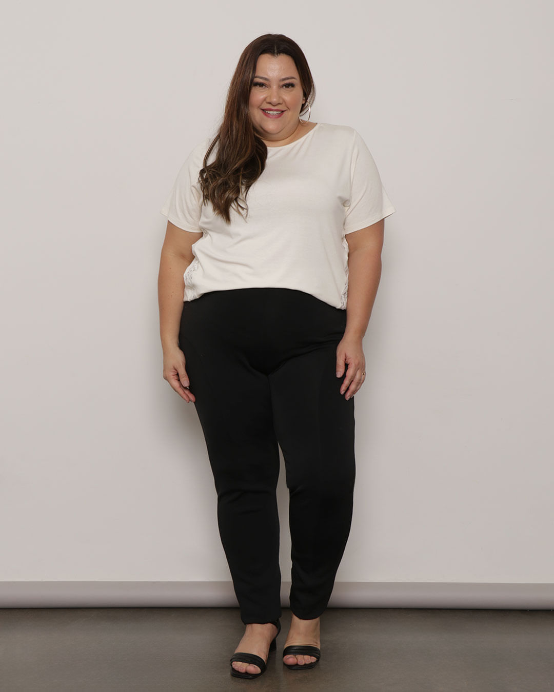 Blusa-Mc-Pl146-Det-Renda-Lateral---Off-White