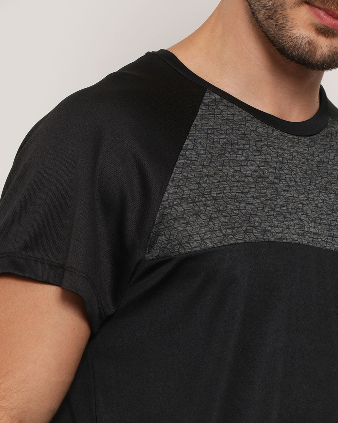 Cam-Dry-Pto-Raglan-rec-Subl11383a---Preto