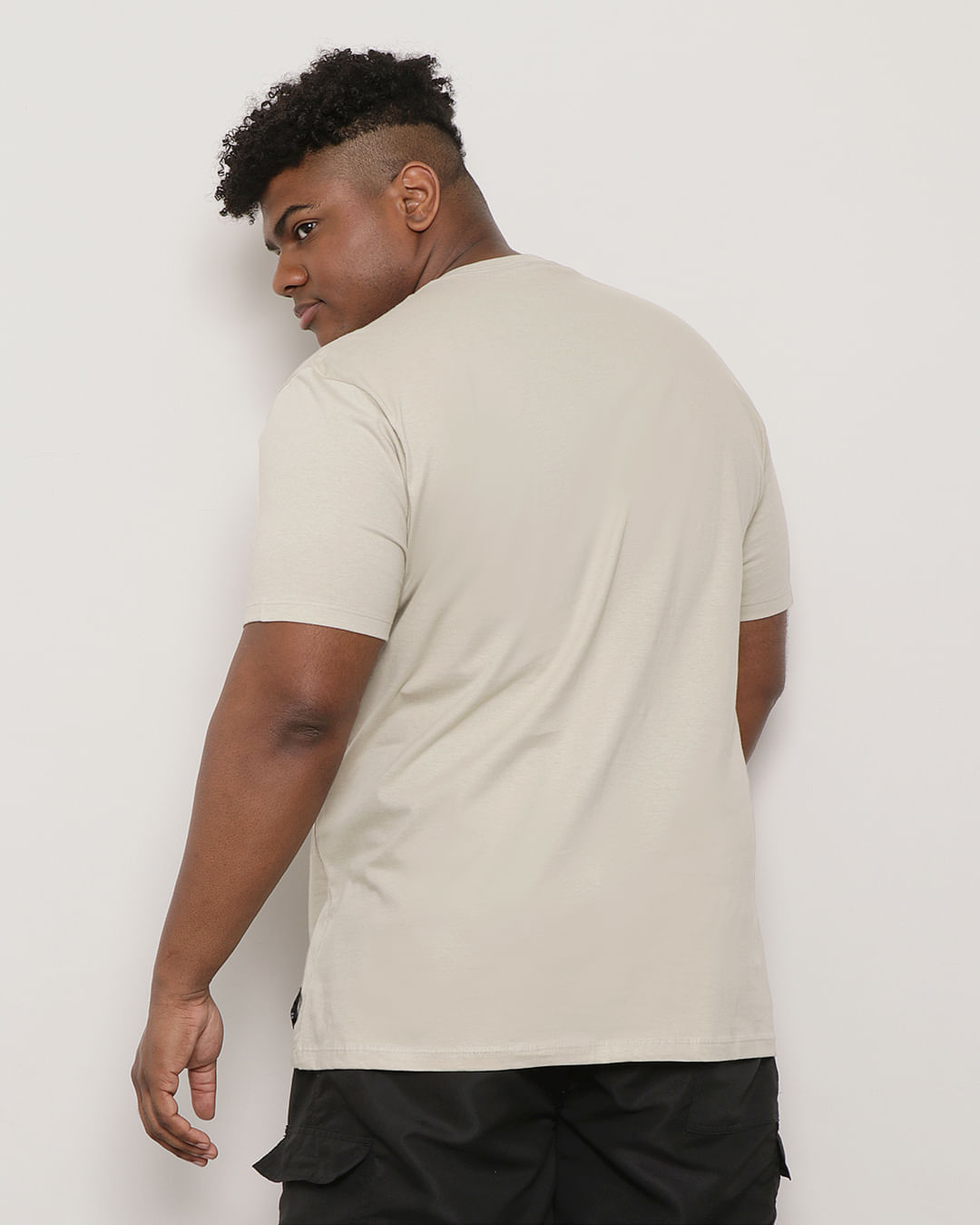 Camiseta-5w260-Lisa-Placa-Bege-Plus---Bege-Claro