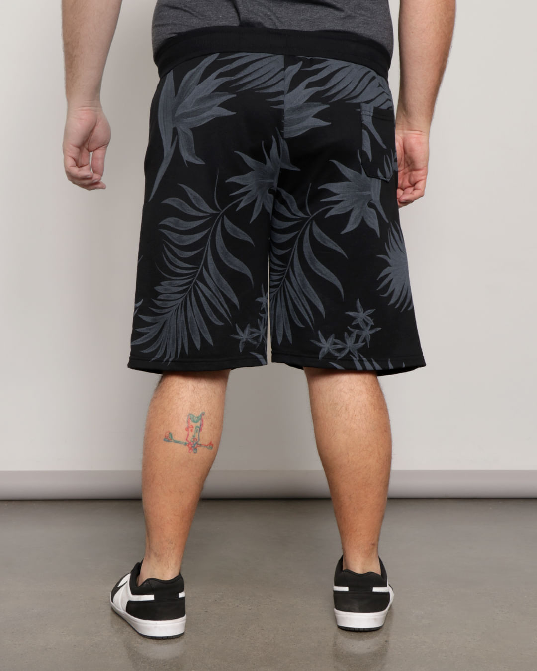 Bermuda-Moletom-Estampada-Floral-Pto-Plu---Preto-Floral
