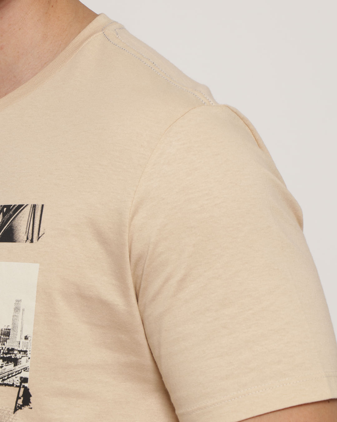 Camiseta-1943-Motos-Pgg---Bege-Claro