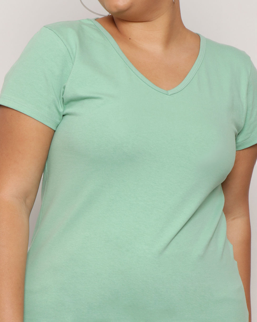 Blusa-4334-Plus-Mc-Gola-V-Cidreira---Verde-Medio