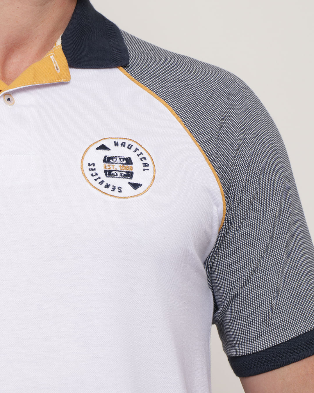 Polo-66814-Recorte-P-Gg---Branco