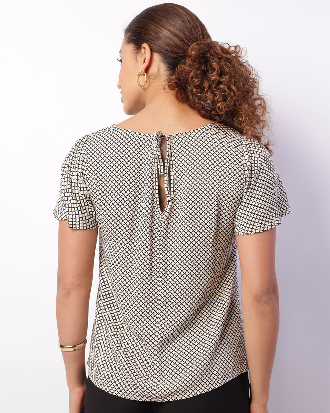 Blusa-230685-Viscose-Estampada-M-C---Bege-Geometrico