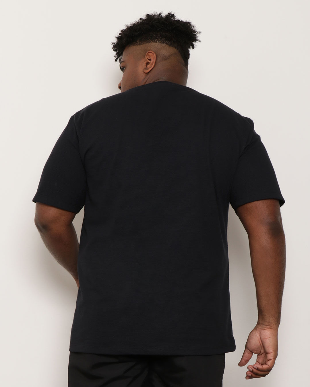Camiseta-Fidhs1832-Favo-Bolso-Pto-Plus---Preto