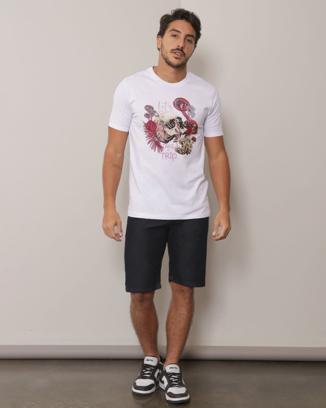 Camiseta-Caveira-Folhagem-906-P-Gg---Branco