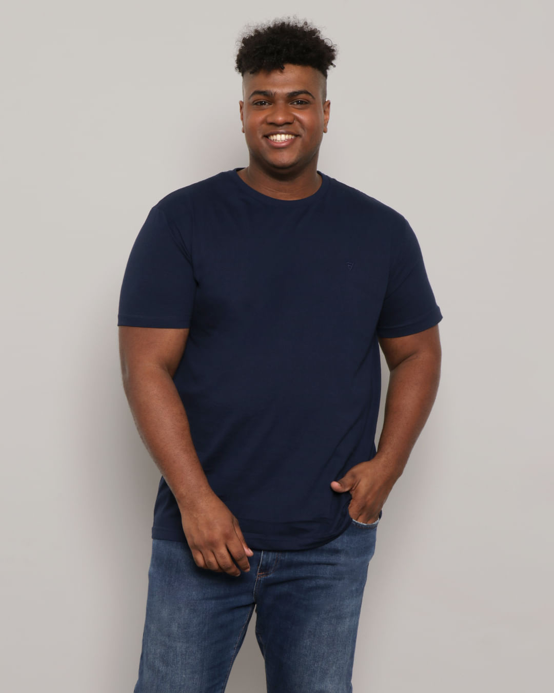 Camiseta-Cpsfourn2949-Mm-Basica-Mar-Plus---Azul-Escuro