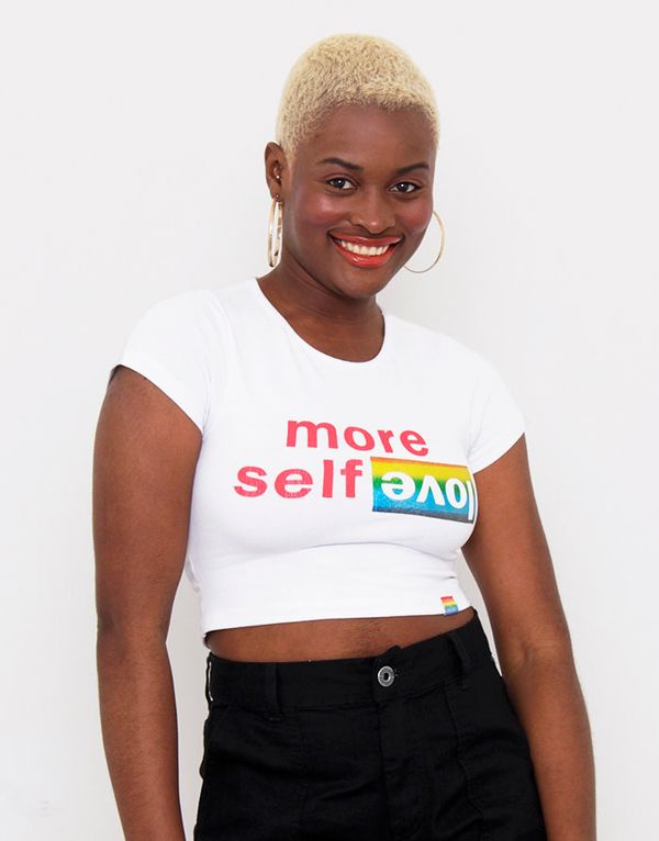 Camiseta Feminina Cropped com Estampa Manga Curta Branca GG