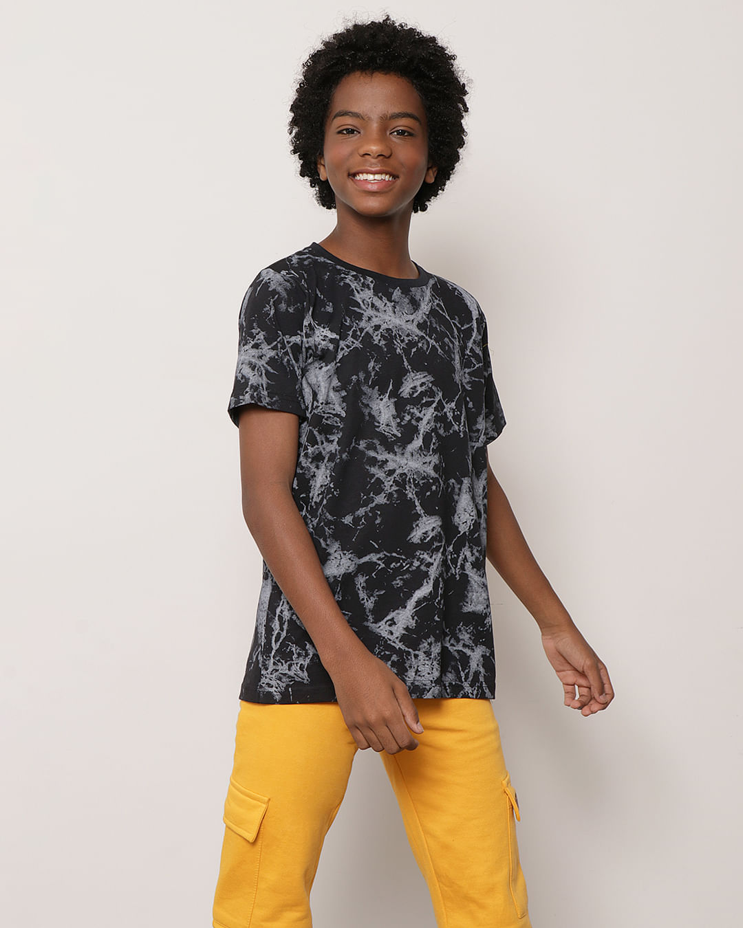 Camiseta-T233000-M-C-M-10-16-Game---Preto