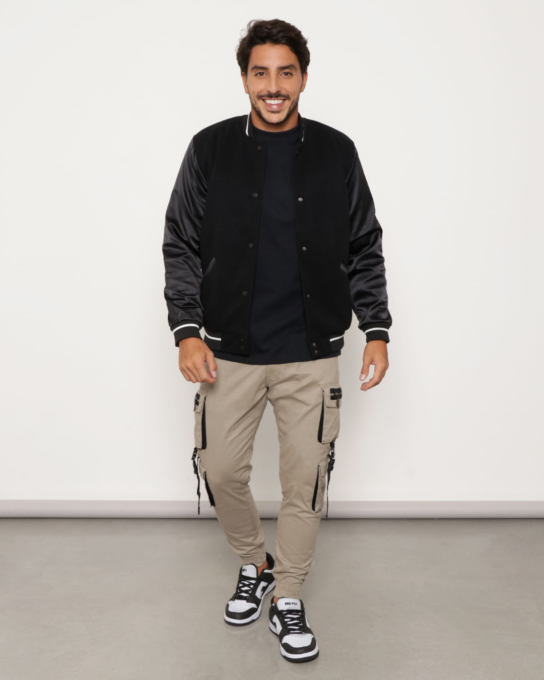 Jaqueta-7w23m-010-Bomber-Friso-Na-Barra---Preto