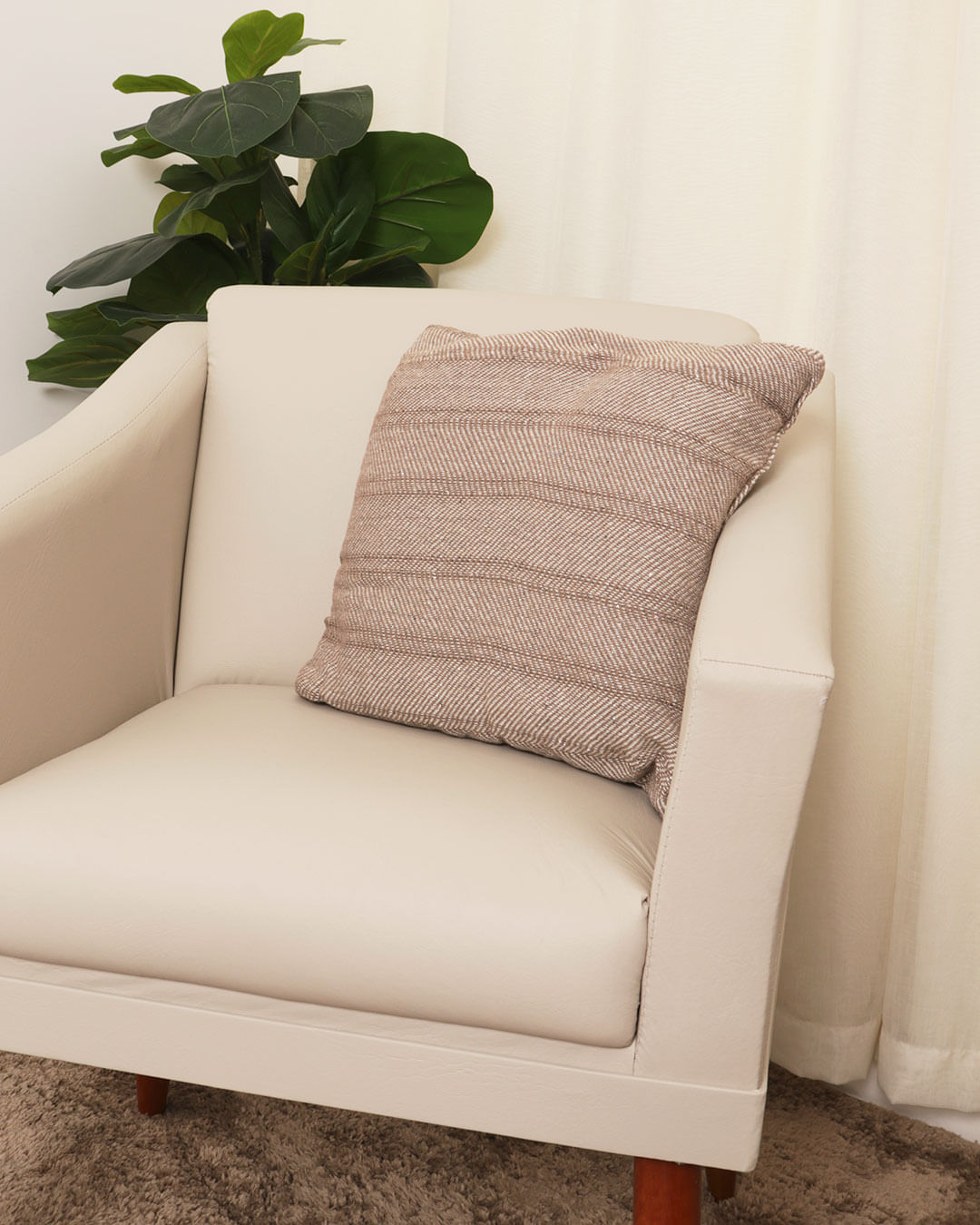 Almofada-Brillance-40x40-Rafia---Bege-Escuro