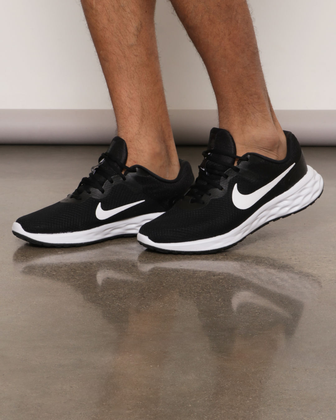 Nike-Revolution-6-Dc3728003-202015---Preto