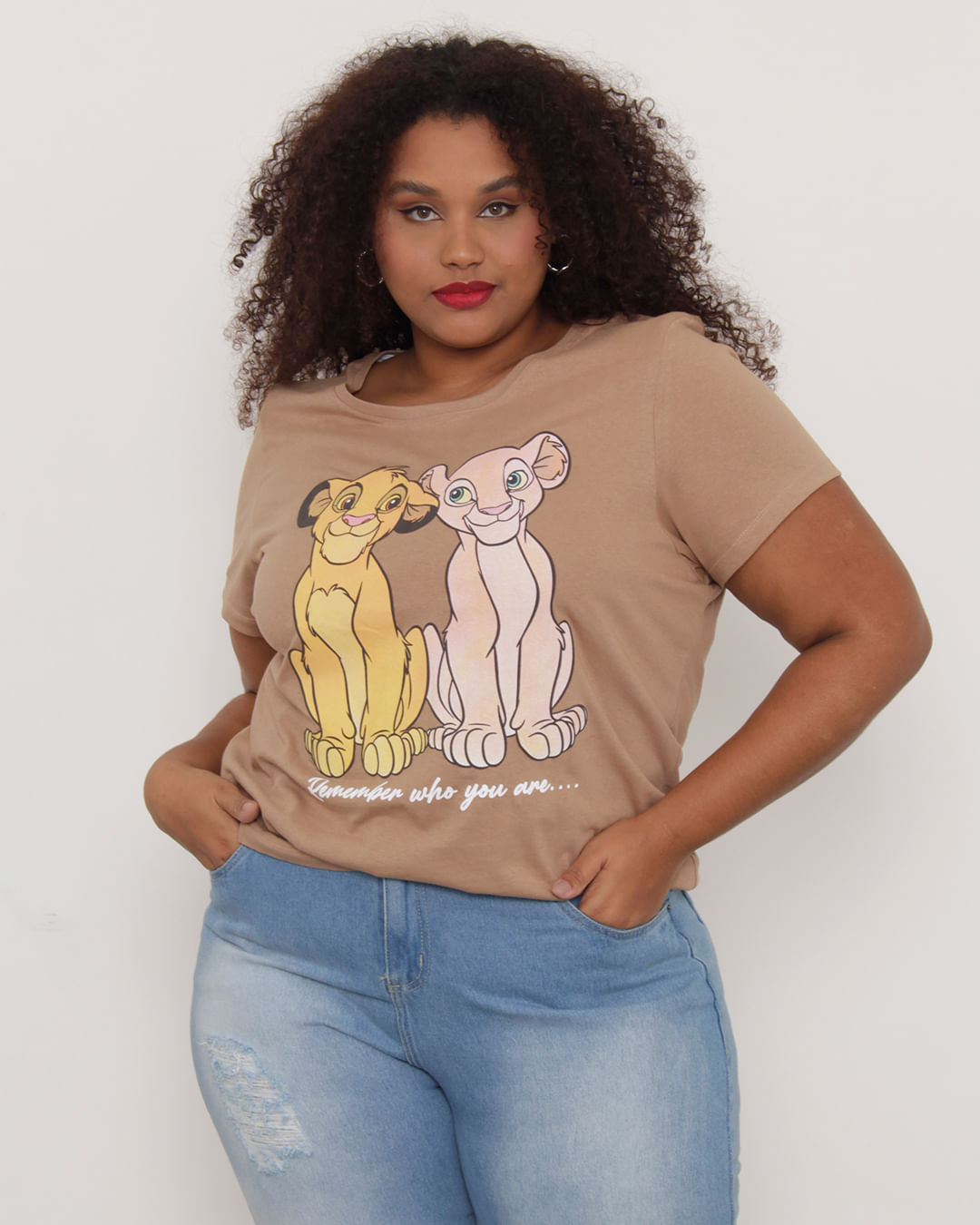 Tshirt-23108-C-Silk-Frente-Costas-Simba---Bege-Medio