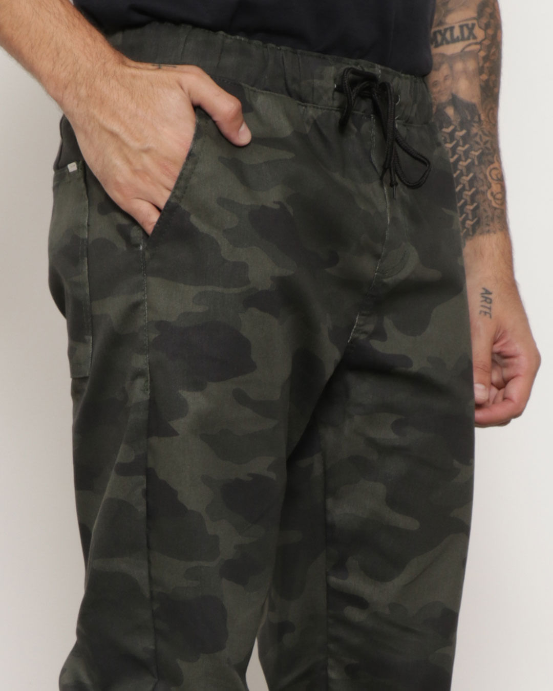 Calca-Sarja-Masculina-Parachute-Verde-Camuflada