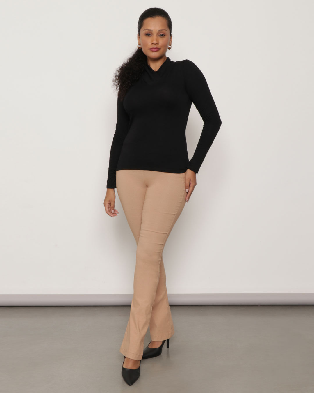 Blusa-Vs670-Gola-Alta-V---Preto