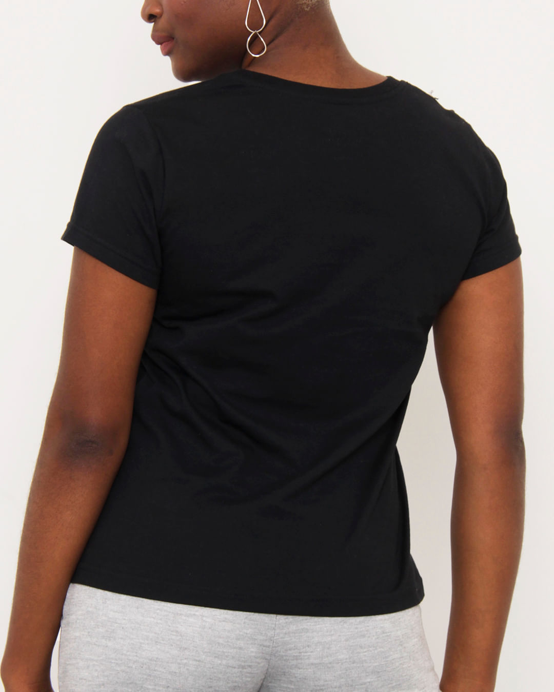 Camiseta-Feminina-Pequena-Sereia-Disney-Preta