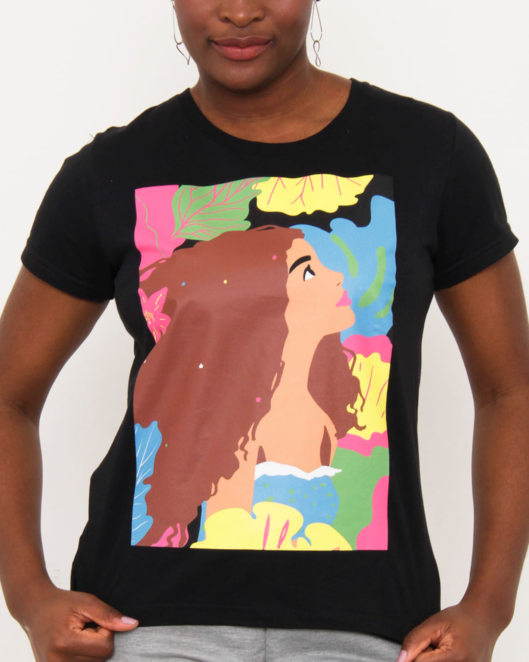 Camiseta-Feminina-Pequena-Sereia-Disney-Preta