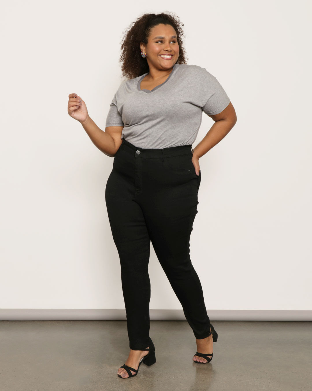 Calca-Jeans-Feminina-Plus-Size-Skinny-Preta