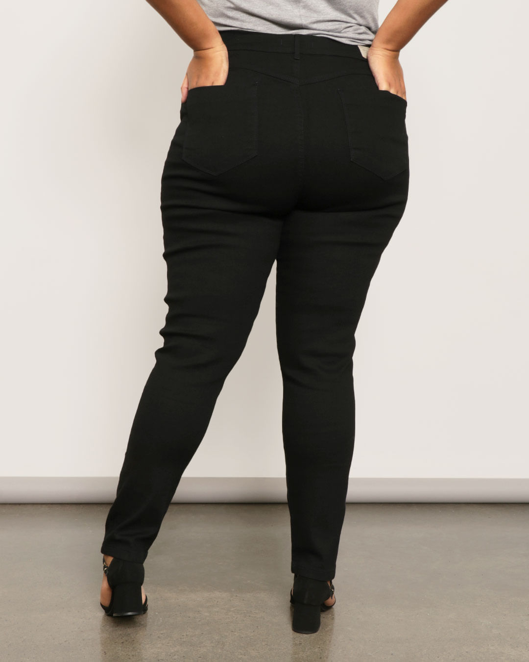 Calca-Jeans-Feminina-Plus-Size-Skinny-Preta