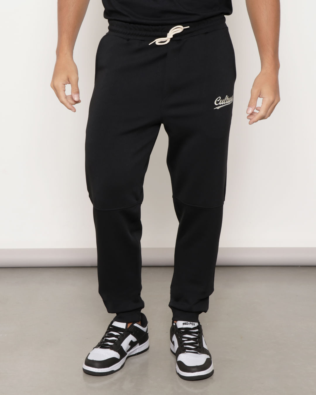 Calca-Bordado-C-Bolso-090048-P-Gg---Preto