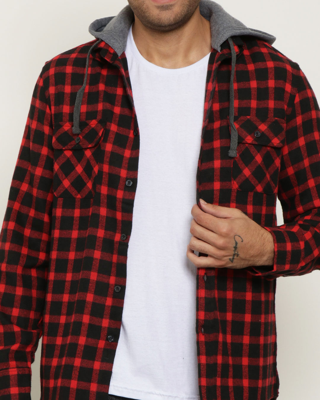 Camisa-Masculina-Xadrez-Capuz-Vermelha