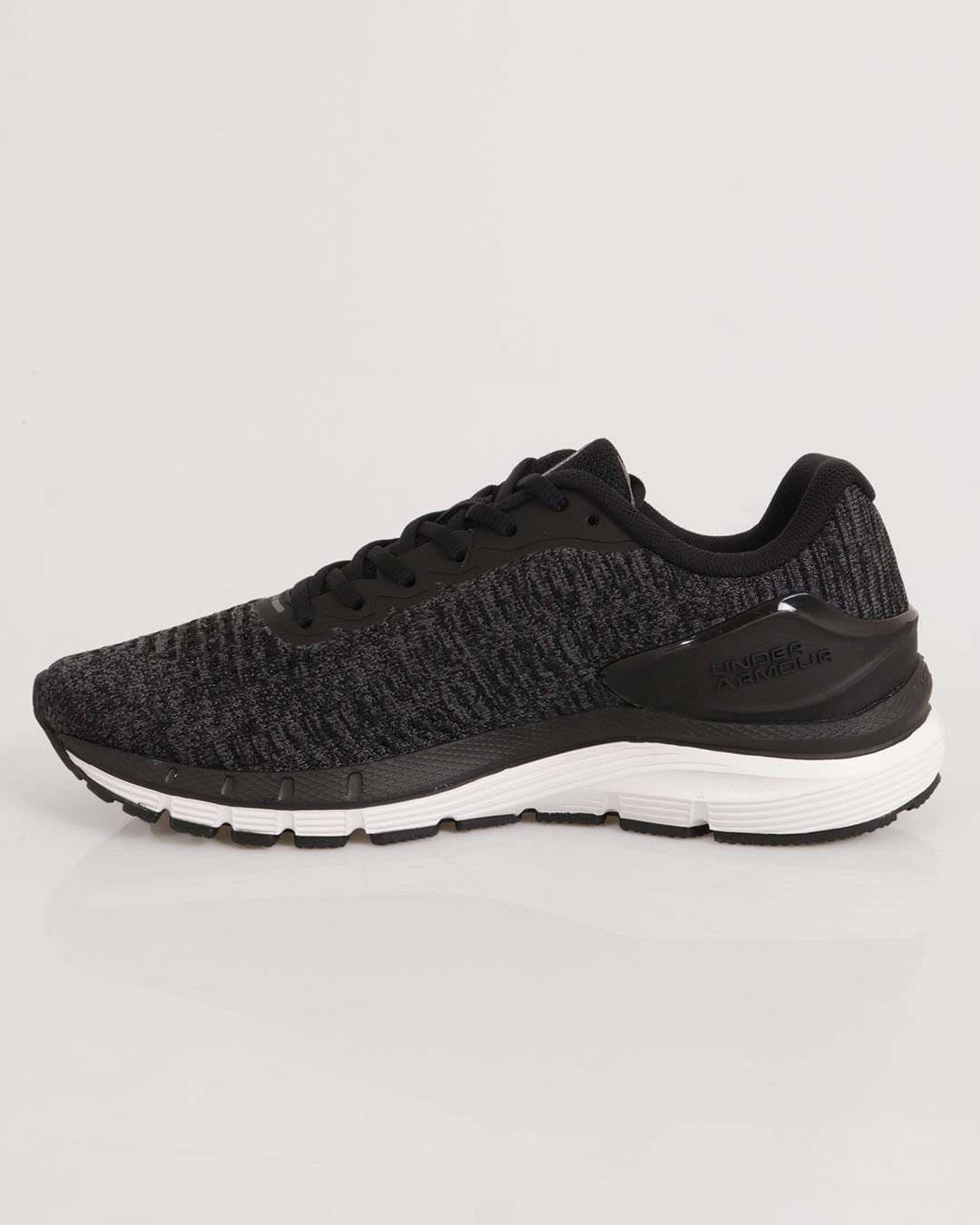 Tenis-Masculino-Esportivo-Under-Armour-Charged-Skyline-3-Preto