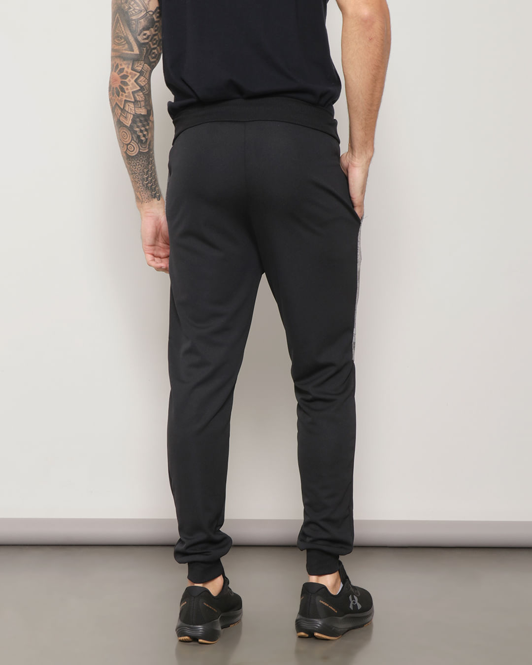 Calca-Masculina-Helanca-Jogger-Com-Recorte-Preto