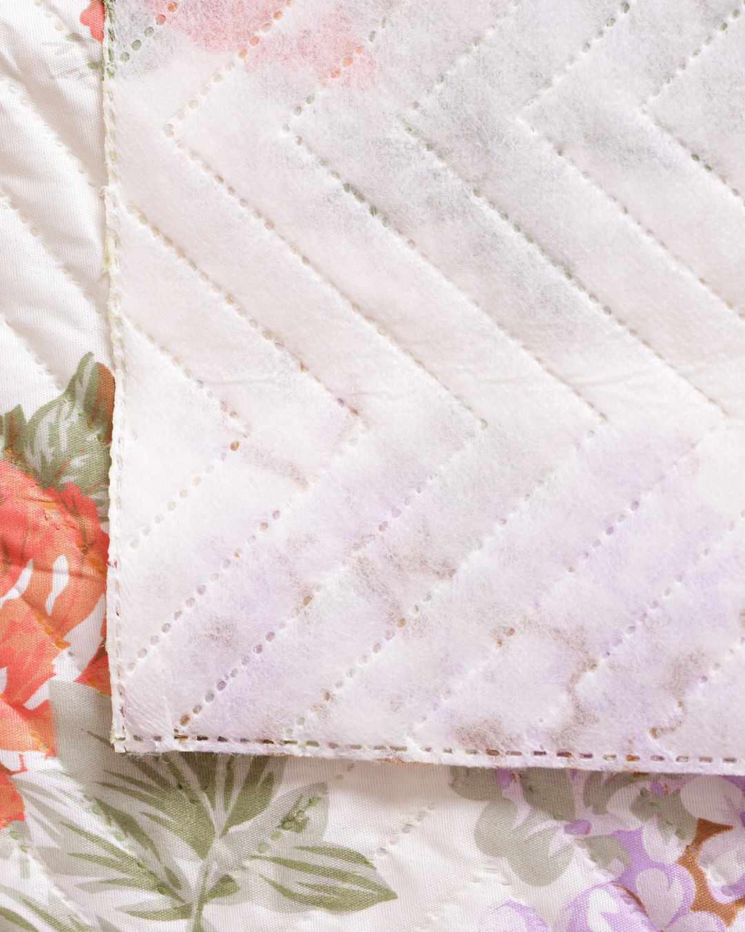 Colcha-Casal-Com-Vies-Romantico---Off-White-Floral