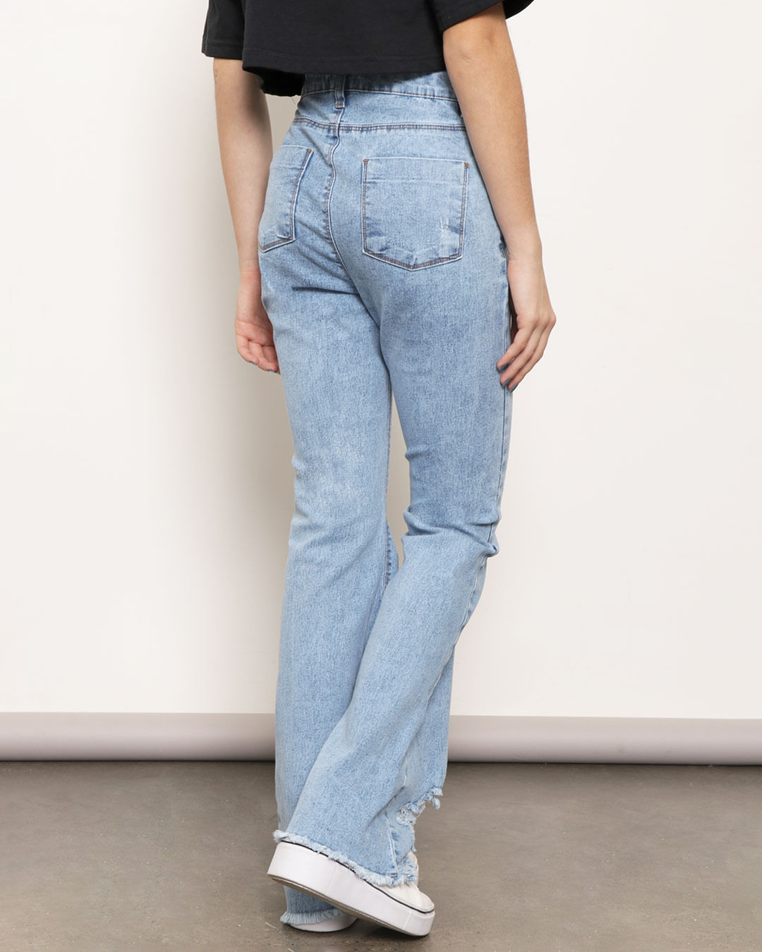 Calca-Flare-Rasgo-Barra-Lc-F-1016---Blue-Jeans-Claro