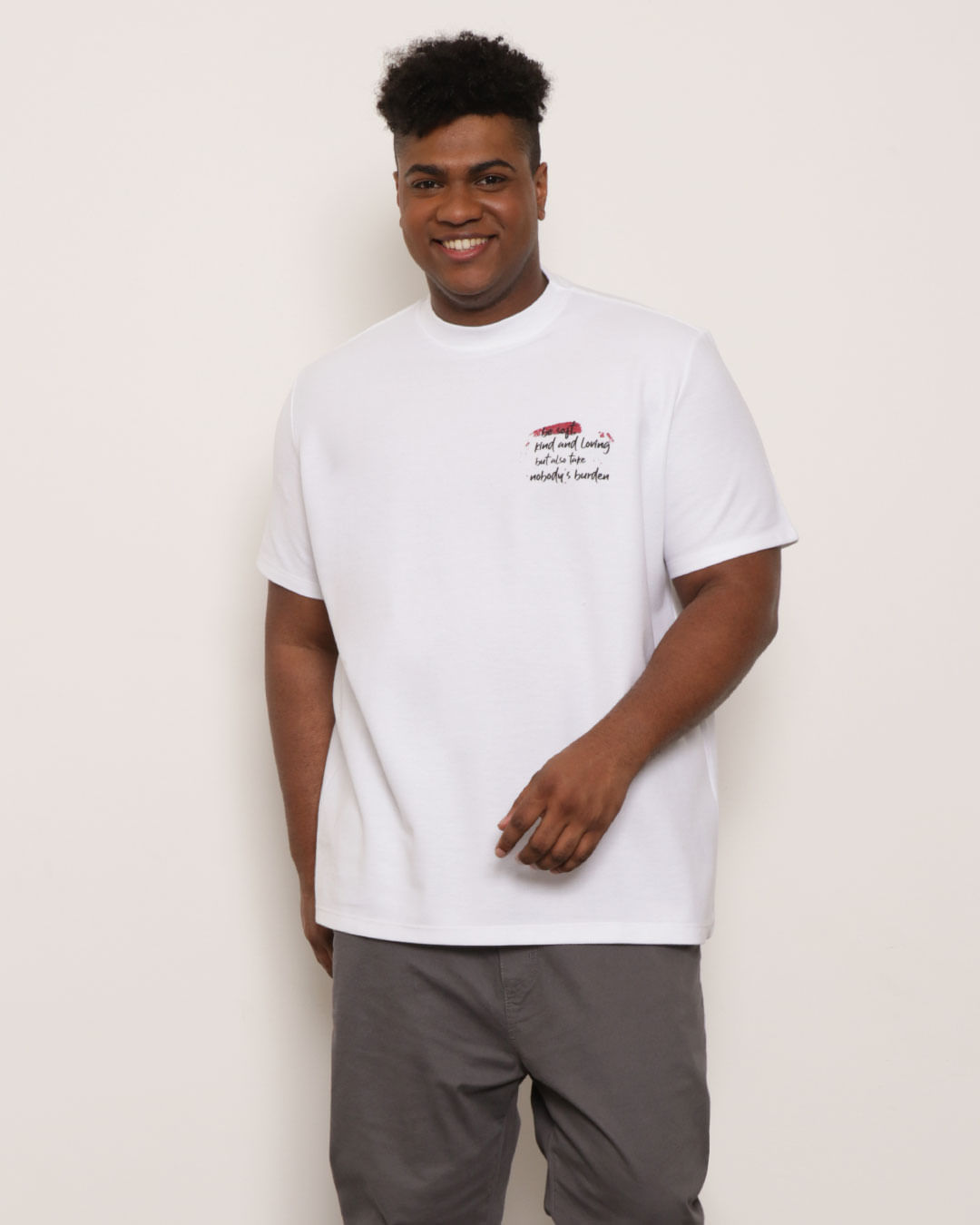 Camiseta-1512515-Favo-Bco-Dif-Plus---Branco
