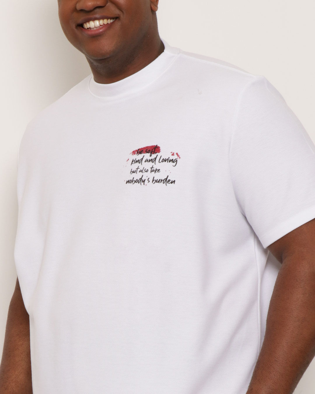 Camiseta-1512515-Favo-Bco-Dif-Plus---Branco
