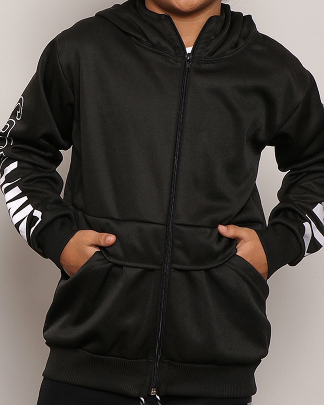 Blusa-T37829-Helan-Ab-Cp-M-410-Urbano---Preto