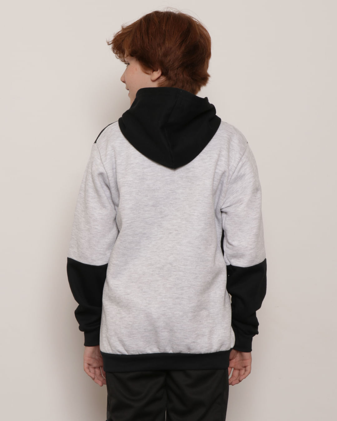 Blusa-T233233-Mol-Fc-Cp-M-1016-Urbano---Preto