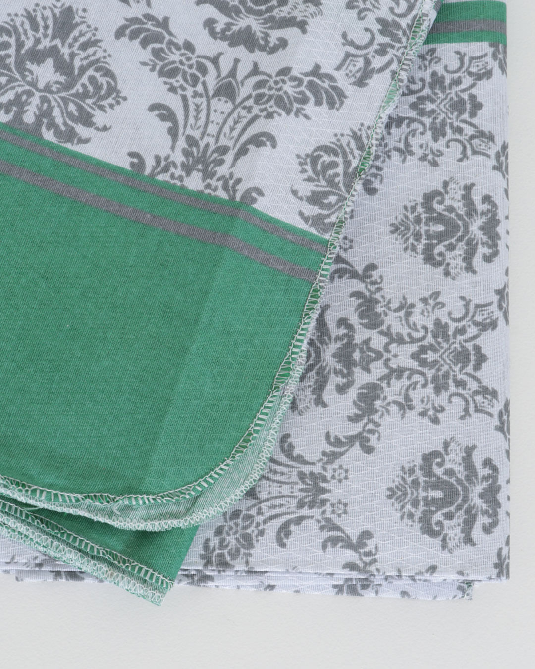 Toalha-Mesa-Quad33040-140x140---Verde-Medio