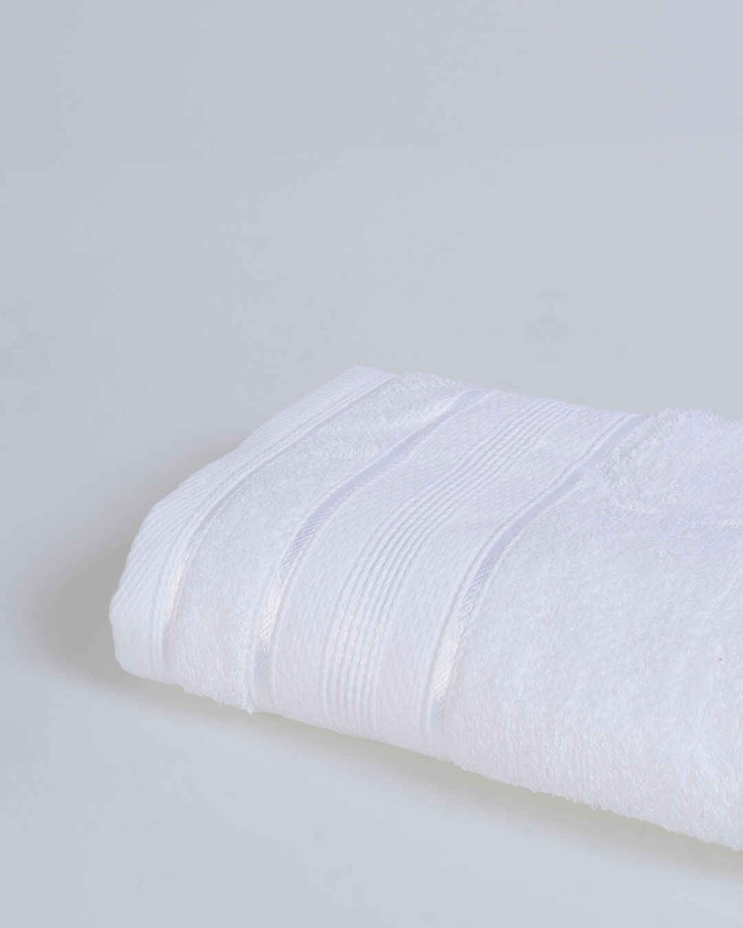 Toalha-Bh-70x130-Royal-Knut-Branco-0001---Branco