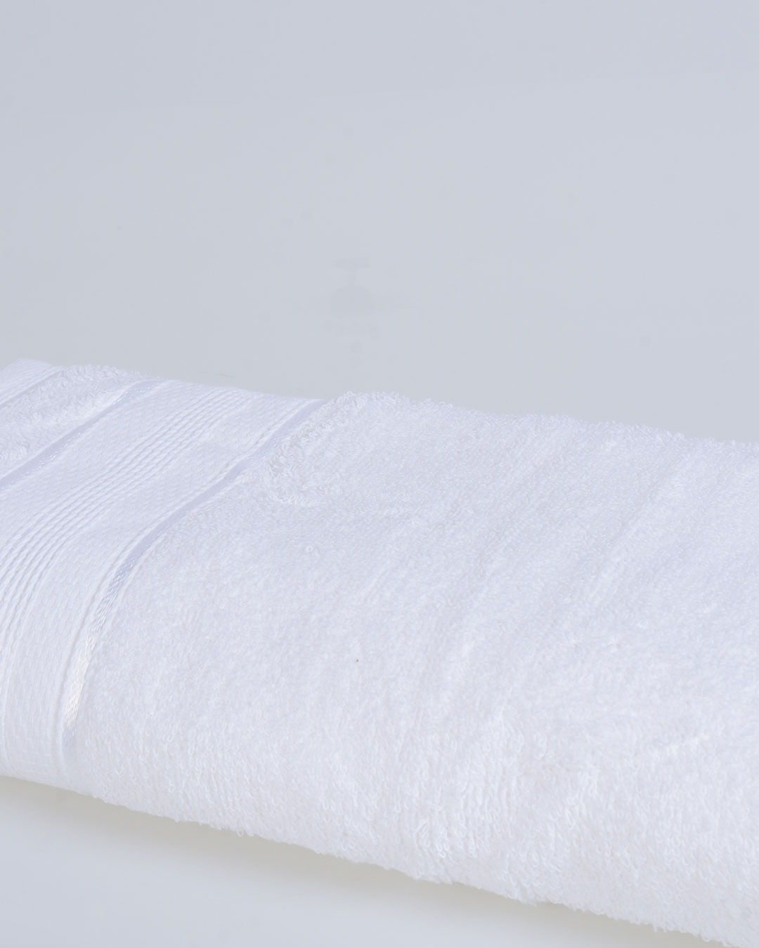 Toalha-Bh-70x130-Royal-Knut-Branco-0001---Branco