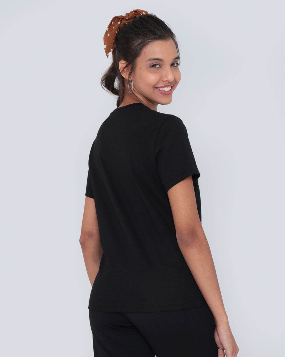 Camiseta-Pernalonga-Preta-P2-22481---Preto