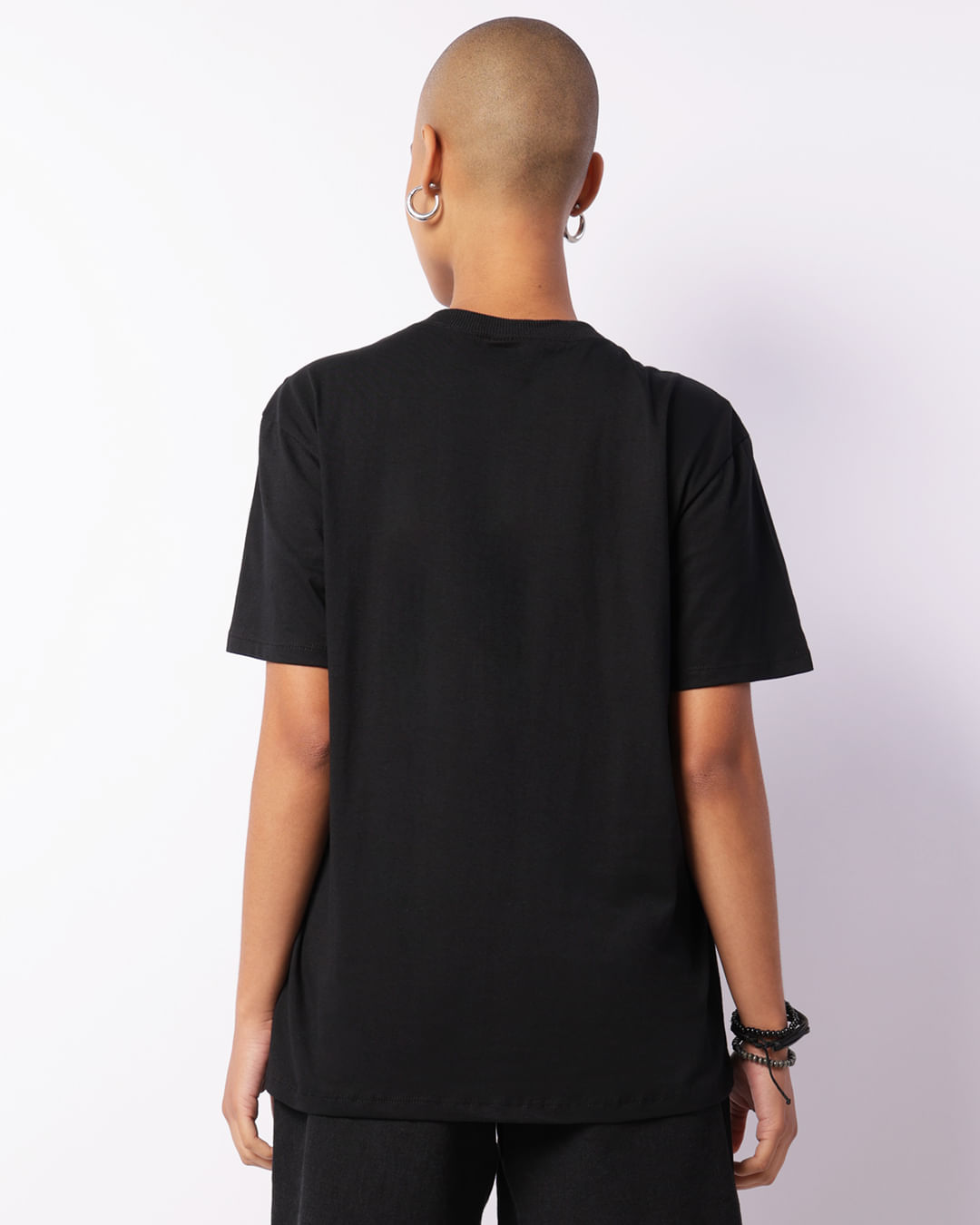 Camiseta-Mc-108507t-Monstros-Sa-Pg---Preto