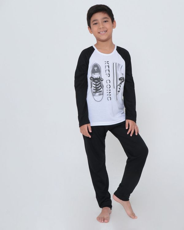 Pijama Longo Infantil Estampa Tênis Branco 12